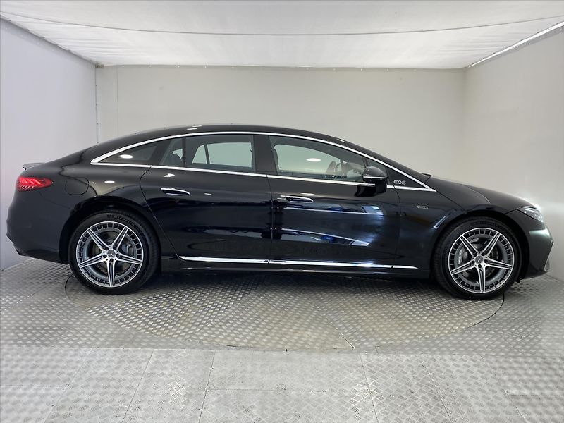 Mercedes-Benz EQS 53 4MATIC+ AMG 118 kWh - fotka 23 z 24