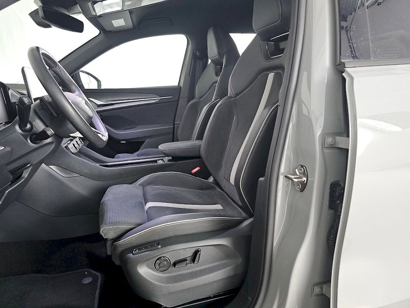 Škoda Kodiaq (2025) 2.0TDi 4X4 DSG 142kW SPORTLINE - fotka 6 z 29