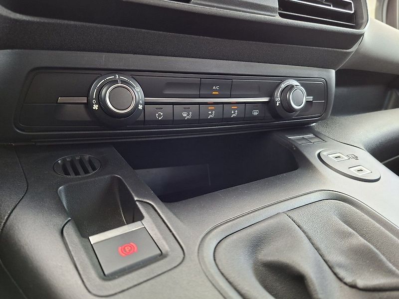 Peugeot Rifter ALLURE 1,5 BHDi 100k M6 - fotka 23 z 26
