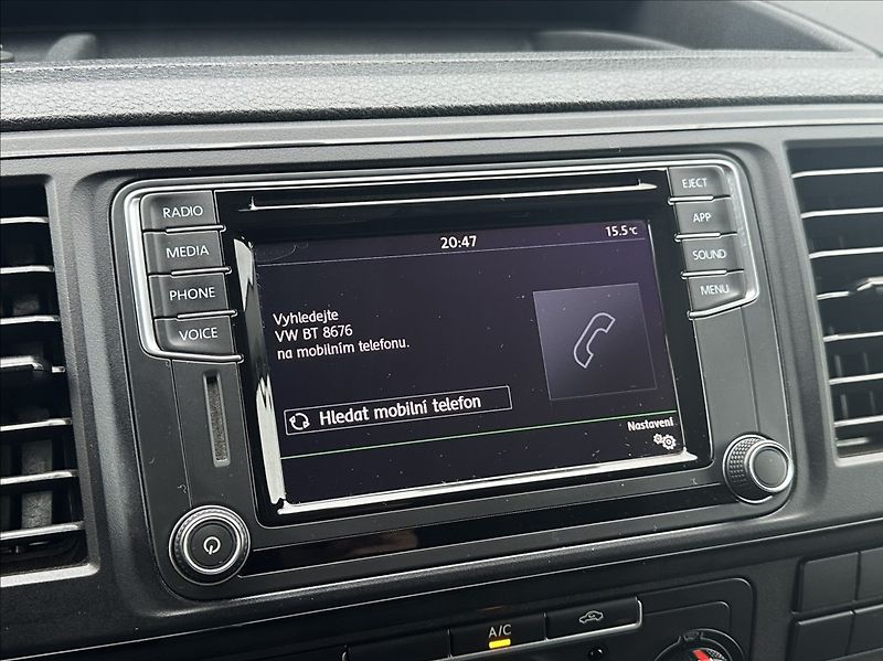 Volkswagen Transporter 2,0 TDI 150PS  L2H1 DSG Dílna - fotka 29 z 53