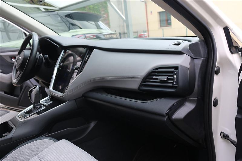 Subaru Outback 2,5 129KW, AWD , DSG - fotka 41 z 59