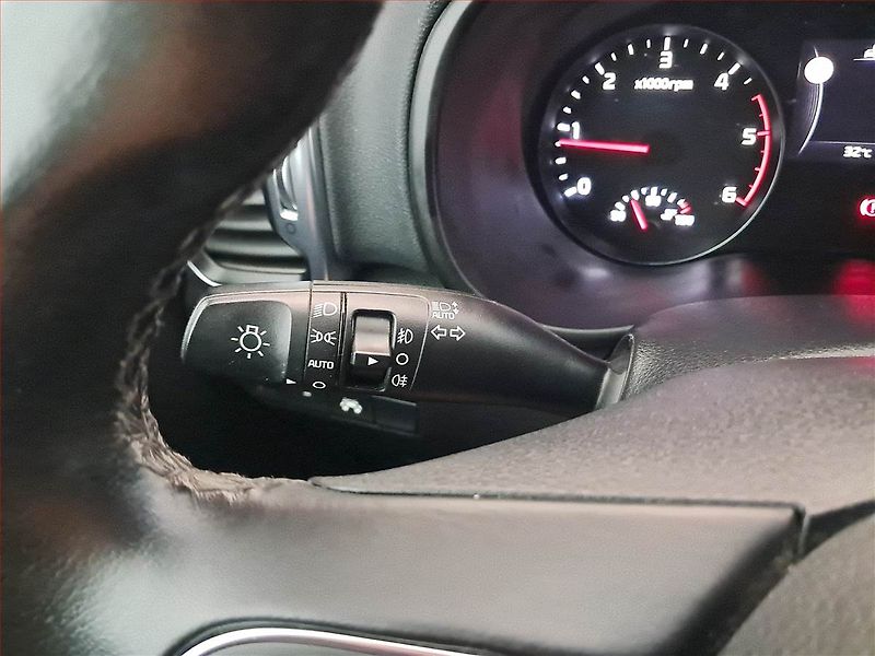 Kia Sportage (2017) 1.7 CRDi, Navi, Tempomat - fotka 19 z 20