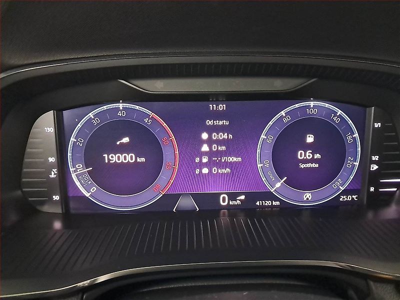 Škoda Octavia (2022) 2.0 TDI - fotka 11 z 20