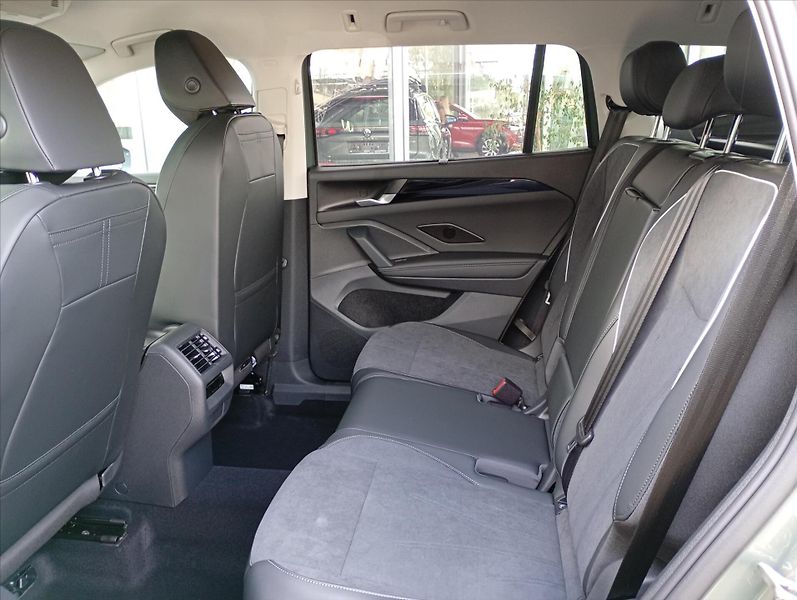 Volkswagen Tayron (2026) 2,0 TDI 110 kW 7DSG  Elegance - fotka 19 z 19