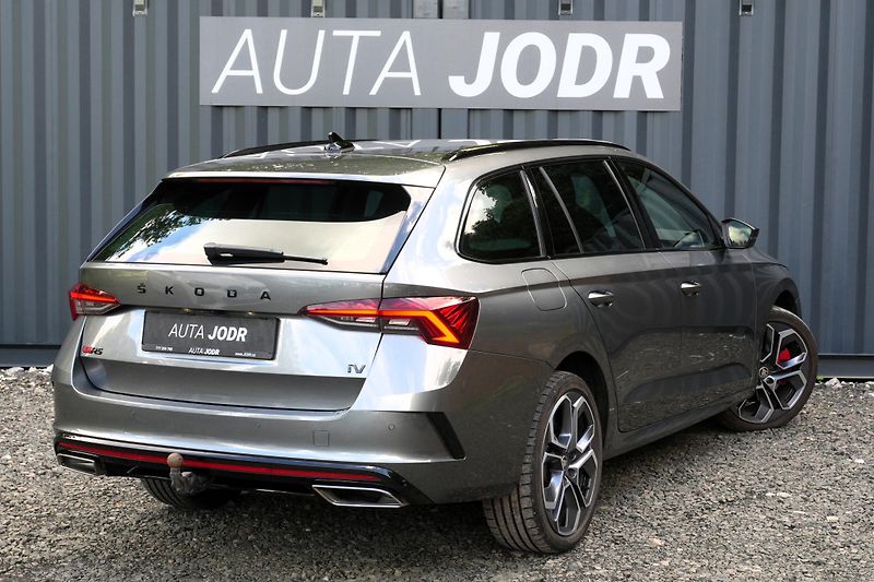 Škoda Octavia iV RS 1.4 TSI, ČR, Tažné, ACC - fotka 8 z 40
