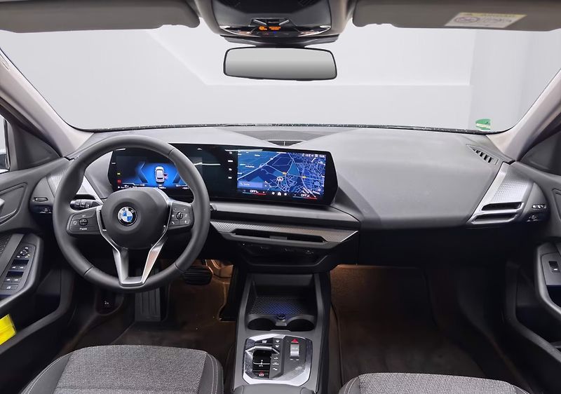 BMW Řada 1 120 M-Sport design Kam DrivAs - fotka 11 z 15