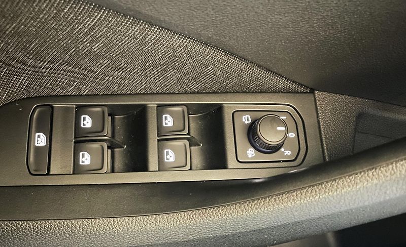 Škoda Kamiq 1.5 TSI, 110 kW, STYLE, DSG,ČR - fotka 21 z 30
