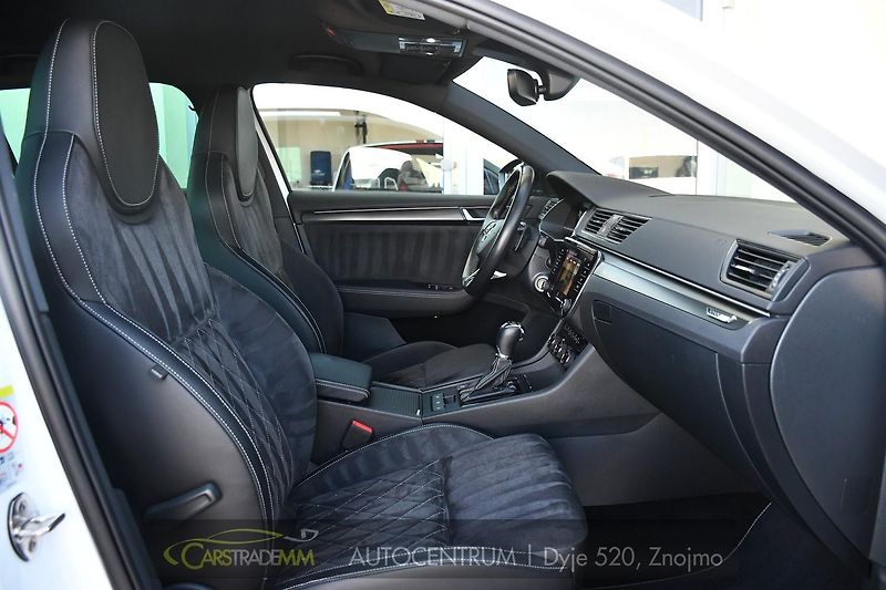 Škoda Superb 2,0TDI SPORTLINE 147KW DSG 4x4 - fotka 16 z 56