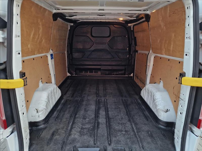 Ford Transit Custom 2.0TDCI Trend L1,ČR,1.Majitel - fotka 19 z 43
