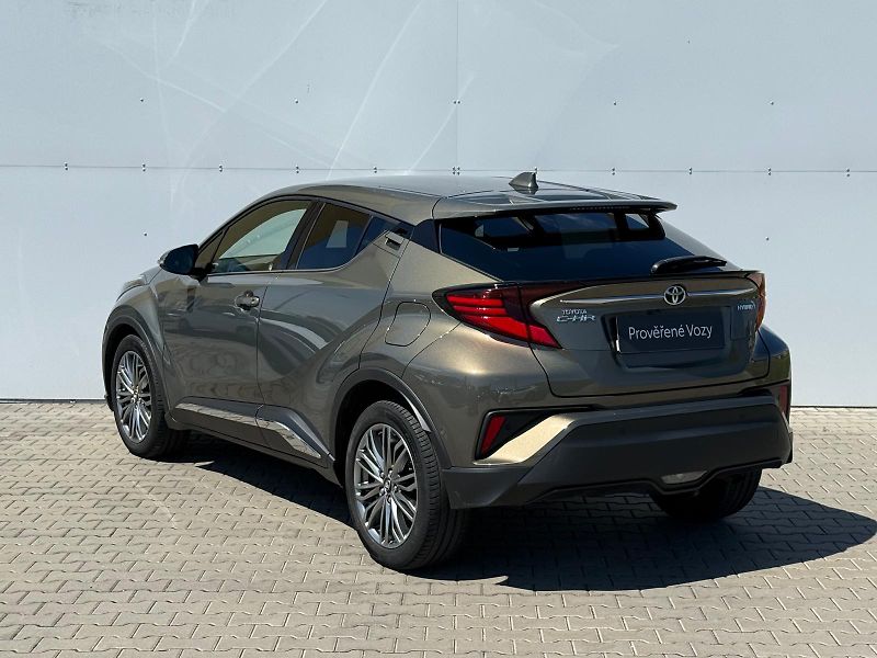 Toyota C-HR 1.8 HSD e-CVT Executive - fotka 7 z 29