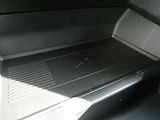Land Rover Range Rover Velar Dynamic SE P400e - náhled 30