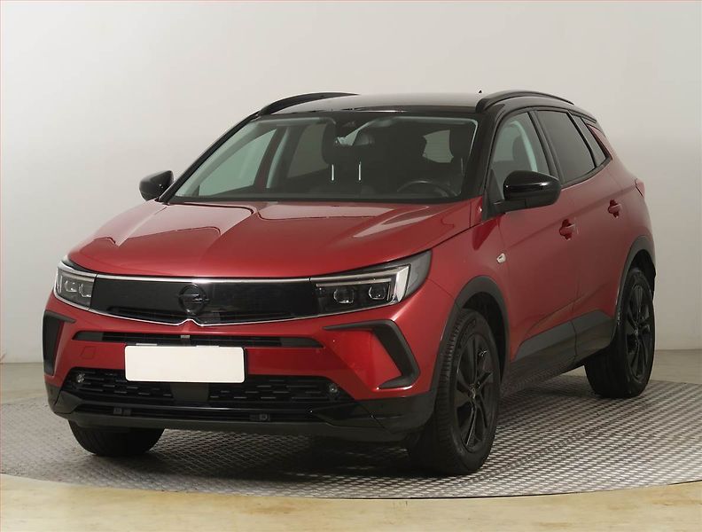 Opel Grandland X (2023) 1.2 Turbo, Automat, Serv.kniha - fotka 2 z 22