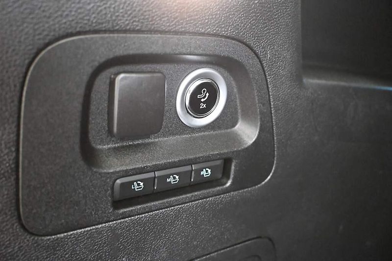 Ford S-MAX (2022) 2.0 LED ACC Tažné Webasto ECOB - fotka 27 z 34