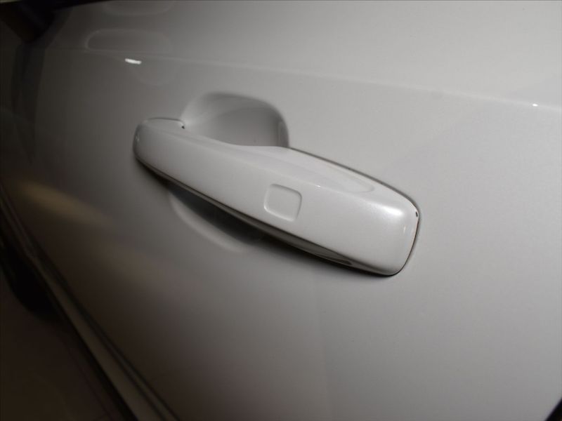 Volvo V90 2,0 D5 AWD CC PRO - fotka 27 z 28
