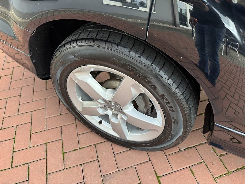 Audi Q7 (2012) 3.0TDi S-Line Vzduch Panorama - fotka 48 z 50