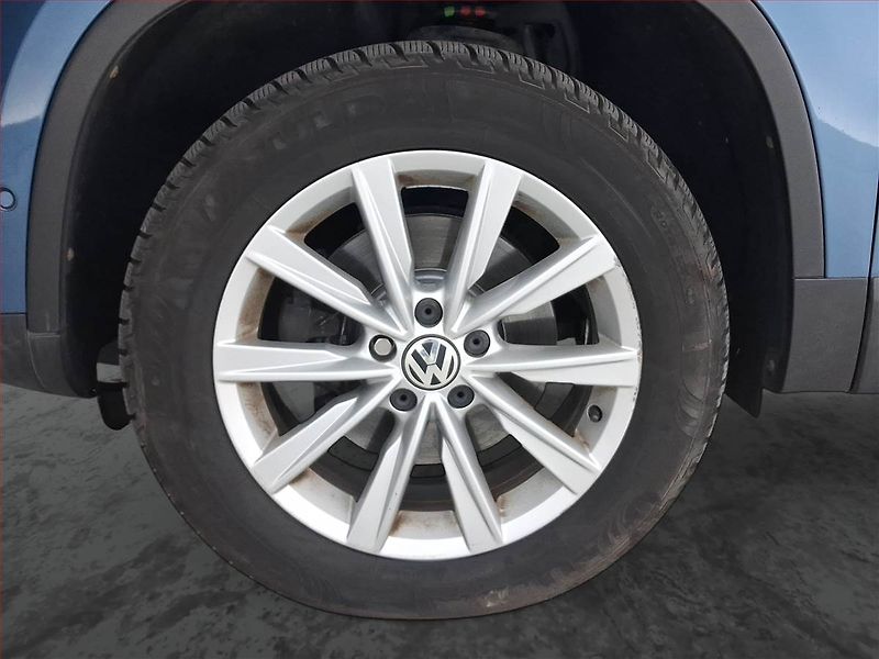 Volkswagen Tiguan (2014) 2.0 TDI, 4X4, Serv.kniha - fotka 14 z 22