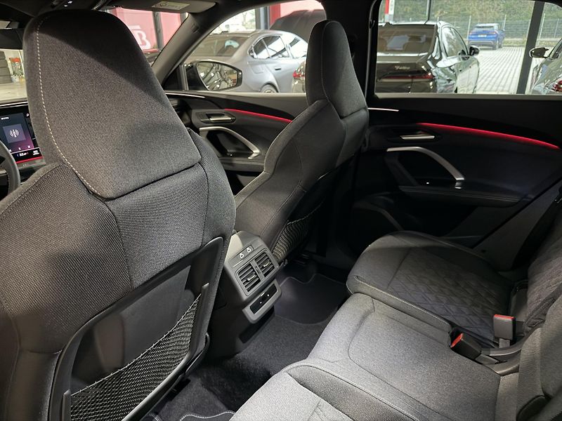 Audi Q5 (2026) SB TFSI 150kW 4X4 SLINE R20 3D - fotka 22 z 45