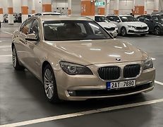 BMW Řada 7 (2009) BMW 730d - fotografie inzerátu