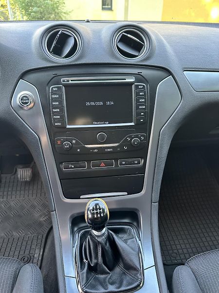 Ford Mondeo (2014) Titanium - fotka 12 z 14