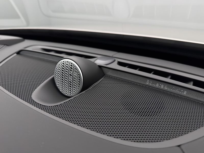 Volvo XC90 (2026) T8 AWD Plug-in DARK ULTRA 7 - fotka 29 z 29