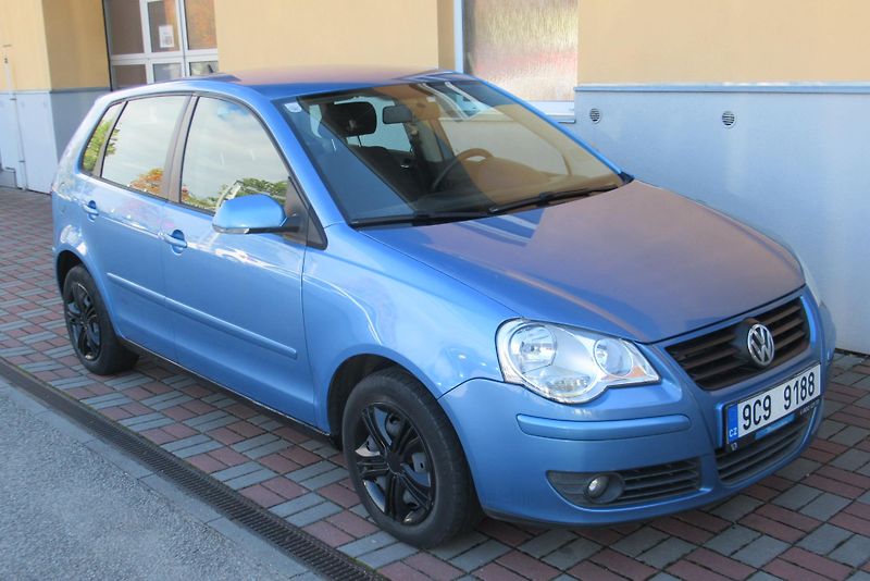 Volkswagen Polo 1.4 FSi AUT. KLIMA - fotka 1 z 18