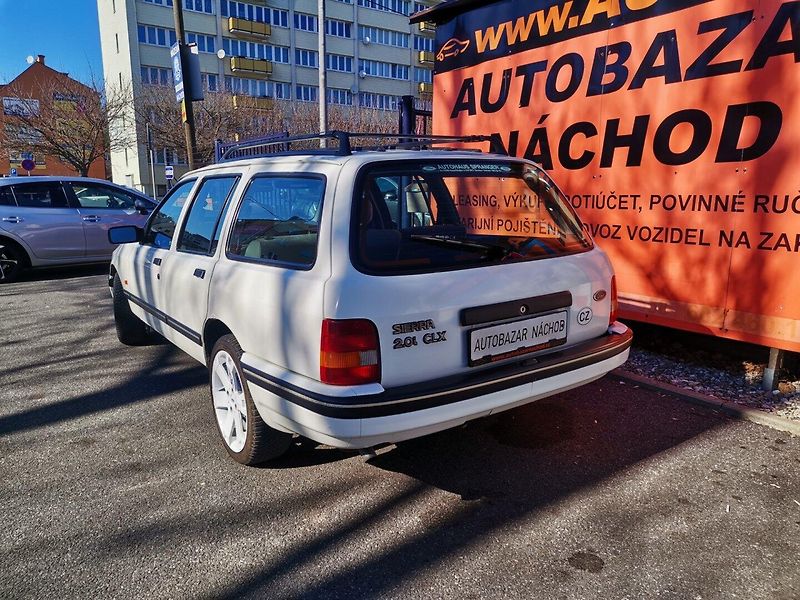 Ford Sierra (1991) 2.0i 74kw CLX Kombi - fotka 30 z 33