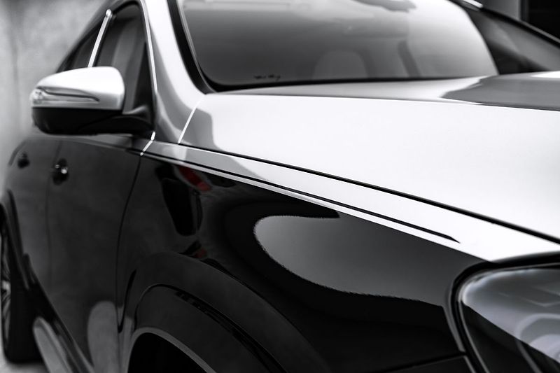 Mercedes-Benz GLS 4MATIC MAYBACH - fotka 10 z 30