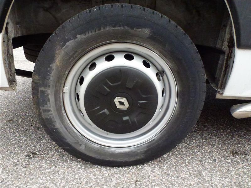 Renault Master 2,3 DCI L2H2 6 rychlostní - fotka 41 z 50