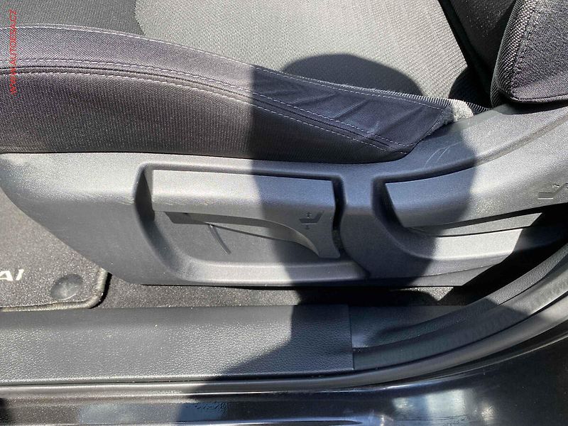 Nissan Qashqai (2017) 1.6 dCi, N-Connecta, AT, TZ - fotka 14 z 17