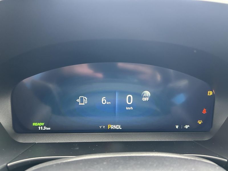 Ford Kuga 2.5 Hybrid HEV 134kW Active X - fotka 27 z 41