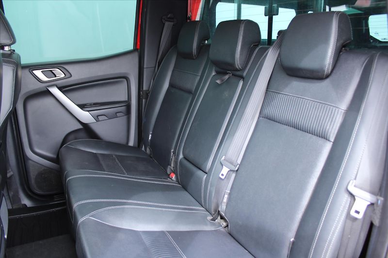 Ford Ranger 3.2 TDCI 147kW LIMITED ČR - fotka 11 z 29