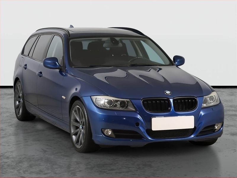 BMW Řada 3 (2010) 318 i, Serv.kniha, Navi - fotografie inzerátu