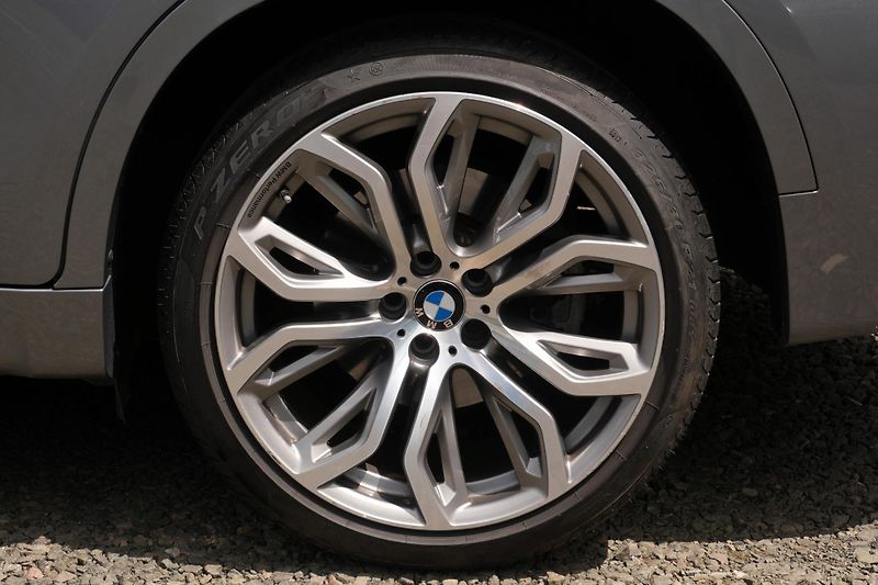 BMW X6 M50d, ČR, Tažné, Ventilace,H/K - fotka 5 z 42