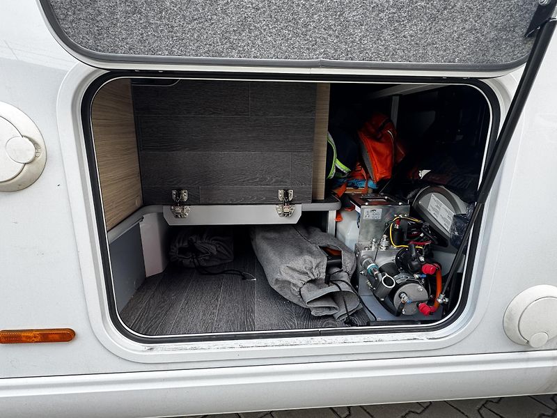 Frankia (2024) MI7 Neo GDK, MB 2,0l/170HP - fotka 15 z 50
