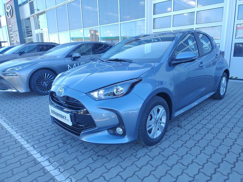 Toyota Yaris (2026) 1.5 HEV Comfort Business - fotka 2 z 12