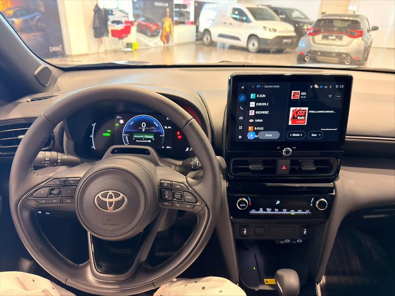 Toyota Yaris Cross (2026) Style  1.5 Hybrid (130k) - fotka 10 z 11