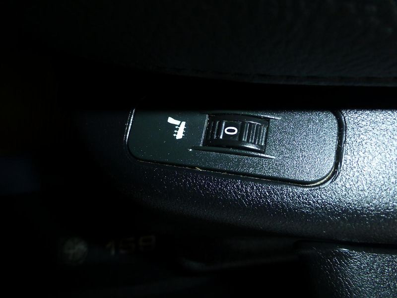 Alfa Romeo 159 (2007) 1,9JTD-110KW*VYHŘ.SED**XENONY* - fotka 14 z 27