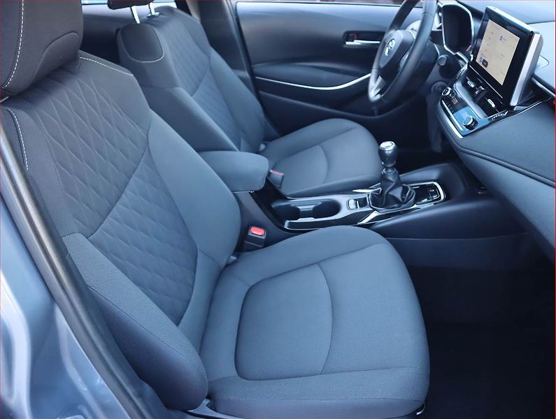 Toyota Corolla (2022) 1.5 VVT-i, Serv.kniha - fotka 9 z 19