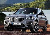 Facelift menšího SUV X1