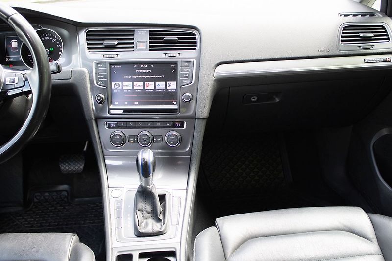 Volkswagen e-Golf eGolf, nová STK, 100% stav. - fotka 14 z 46