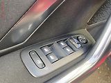 Peugeot 2008 (2016) 1.2PT, Allure, AT, navi - náhled 13