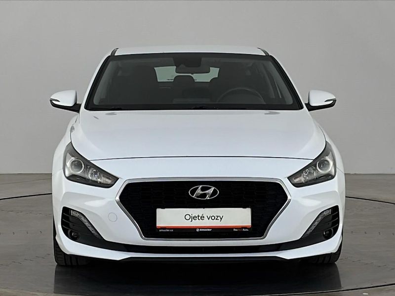 Hyundai i30 Comfort - fotka 4 z 27