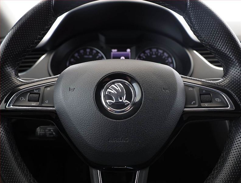 Škoda Octavia (2016) Style 2.0 TDI, Automat - fotka 8 z 19