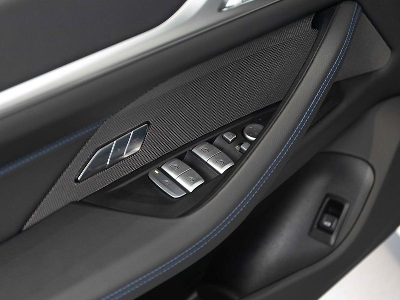 BMW Řada 4 M440i xDrive Gran Coupé - fotka 15 z 23
