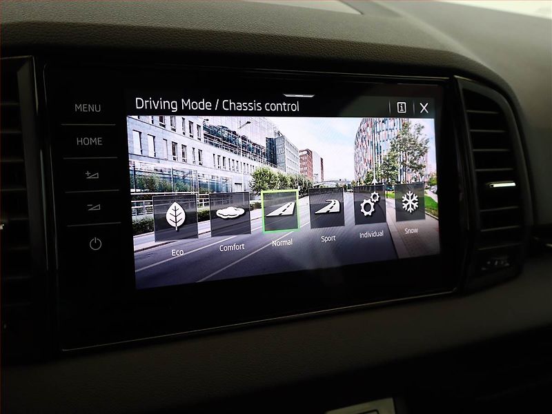 Škoda Karoq (2022) Sportline 2.0 TSI - fotka 15 z 22