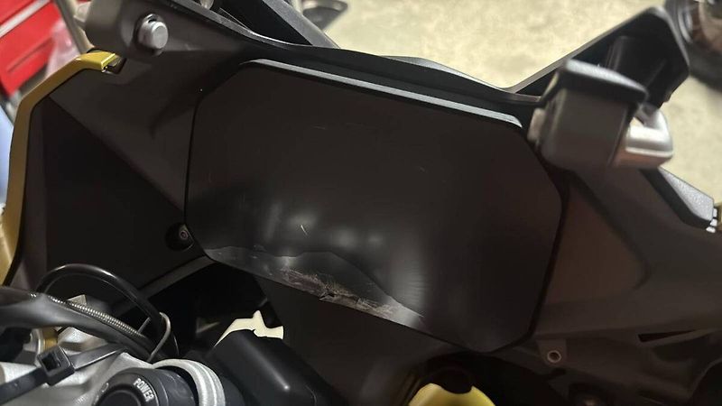 BMW R 1250 RS (2018) - fotka 2 z 11