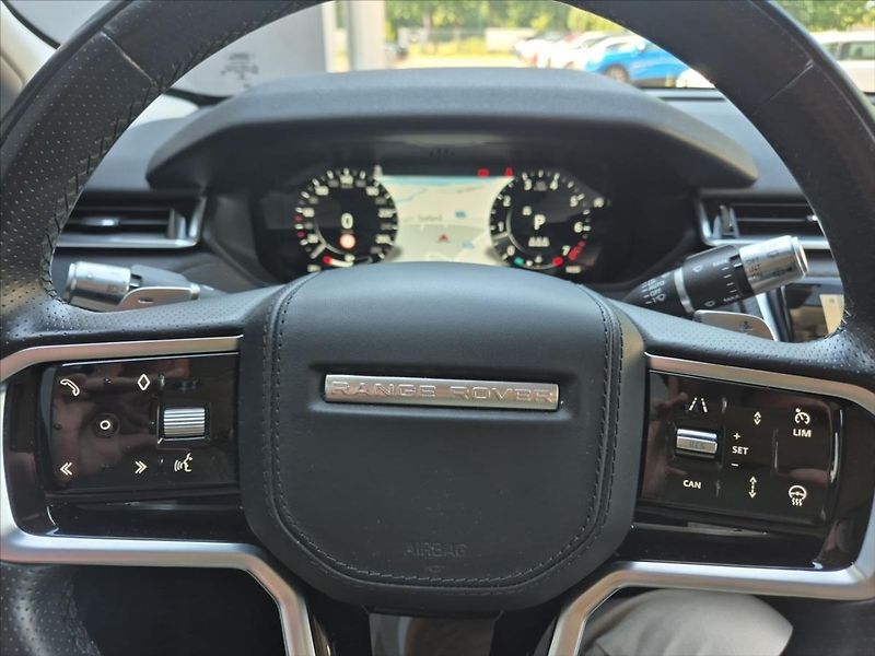 Land Rover Range Rover Velar 2,0 P250 SE - fotka 16 z 17