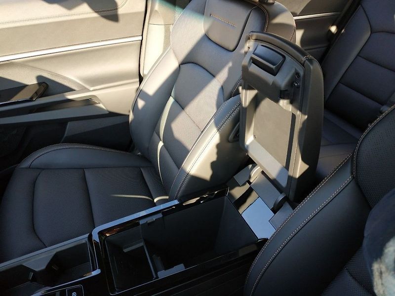 KGM Musso Grand EV, Premium,4WD,174kW, SKLADEM - fotka 30 z 32