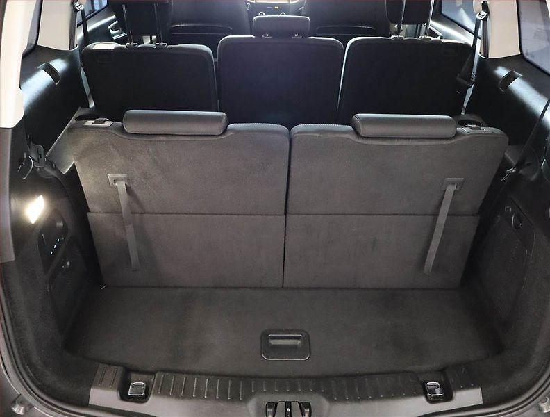 Ford Galaxy (2019) 2.0 EcoBlue, Automat, 7 míst - fotka 22 z 24