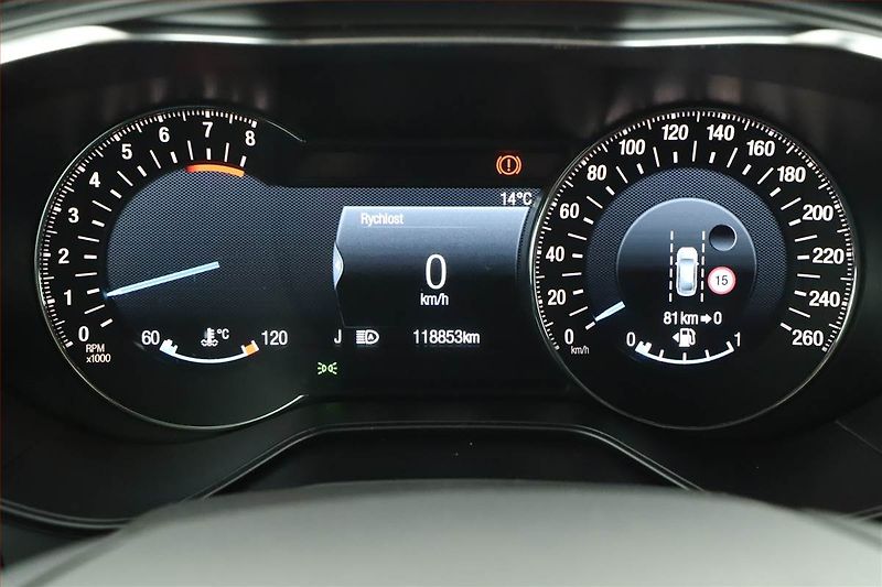 Ford Mondeo (2018) 1.5 EcoBoost, ČR,1.maj - fotka 11 z 19